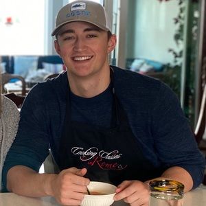 Meet your Posher, Derek